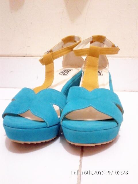 ::SALE:: Wedges & Furry Boots from LA SENZA