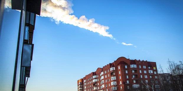 meteor udah jatuh di rusia gan!