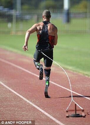 Oscar Pistorius sprinter tanpa &quot;kaki&quot; 