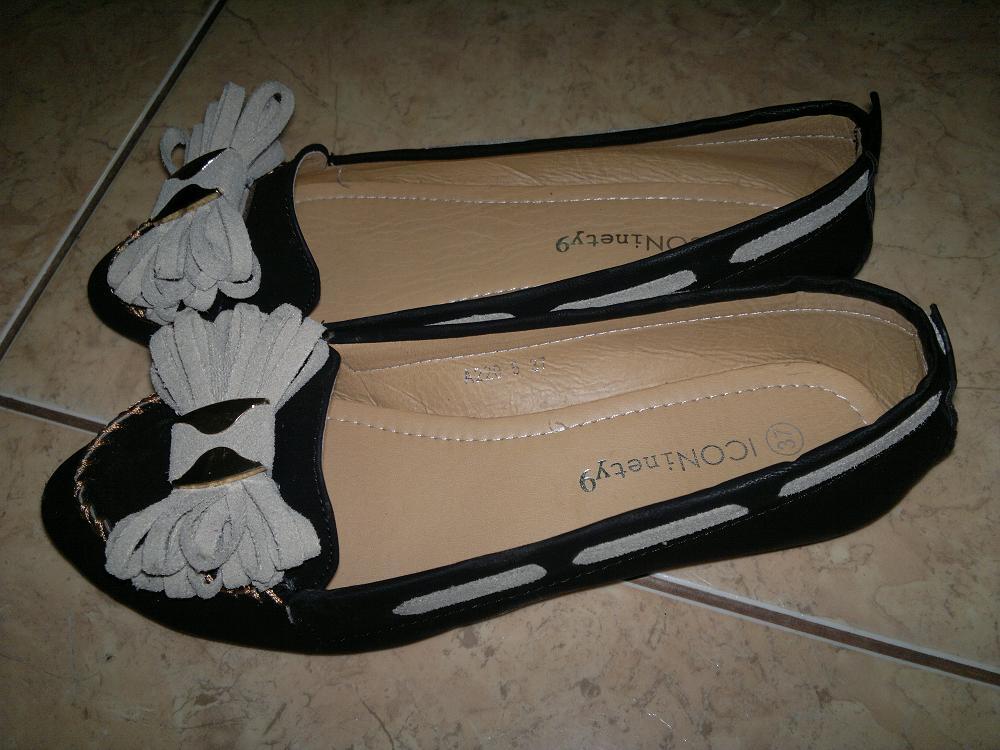 Sepatu ICONinety9