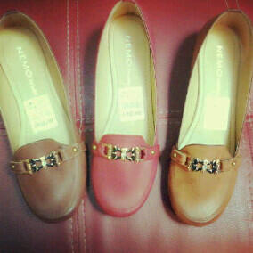 ALL VINTAGE FLATSHOES, PLATFORMS, BOOTS HERE ONLY 90 RIBU - 200 RIBU