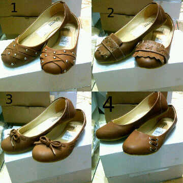 ALL VINTAGE FLATSHOES, PLATFORMS, BOOTS HERE ONLY 90 RIBU - 200 RIBU