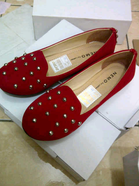 ALL VINTAGE FLATSHOES, PLATFORMS, BOOTS HERE ONLY 90 RIBU - 200 RIBU