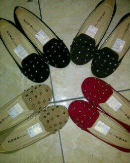 ALL VINTAGE FLATSHOES, PLATFORMS, BOOTS HERE ONLY 90 RIBU - 200 RIBU