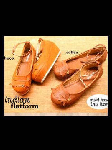 ALL VINTAGE FLATSHOES, PLATFORMS, BOOTS HERE ONLY 90 RIBU - 200 RIBU
