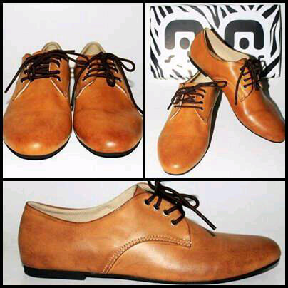 ALL VINTAGE FLATSHOES, PLATFORMS, BOOTS HERE ONLY 90 RIBU - 200 RIBU