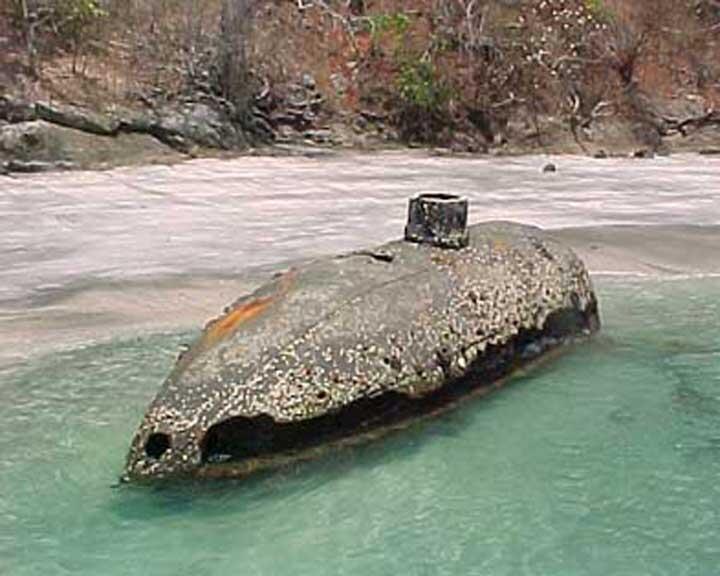 PIC BANGKAI Kapal selam