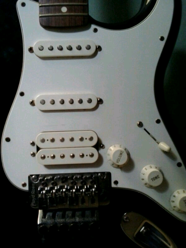 Gitar Fender StratoCaster