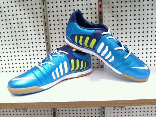 Sepatu Futsal Replika Murah ,ADIDAS dan NIKE