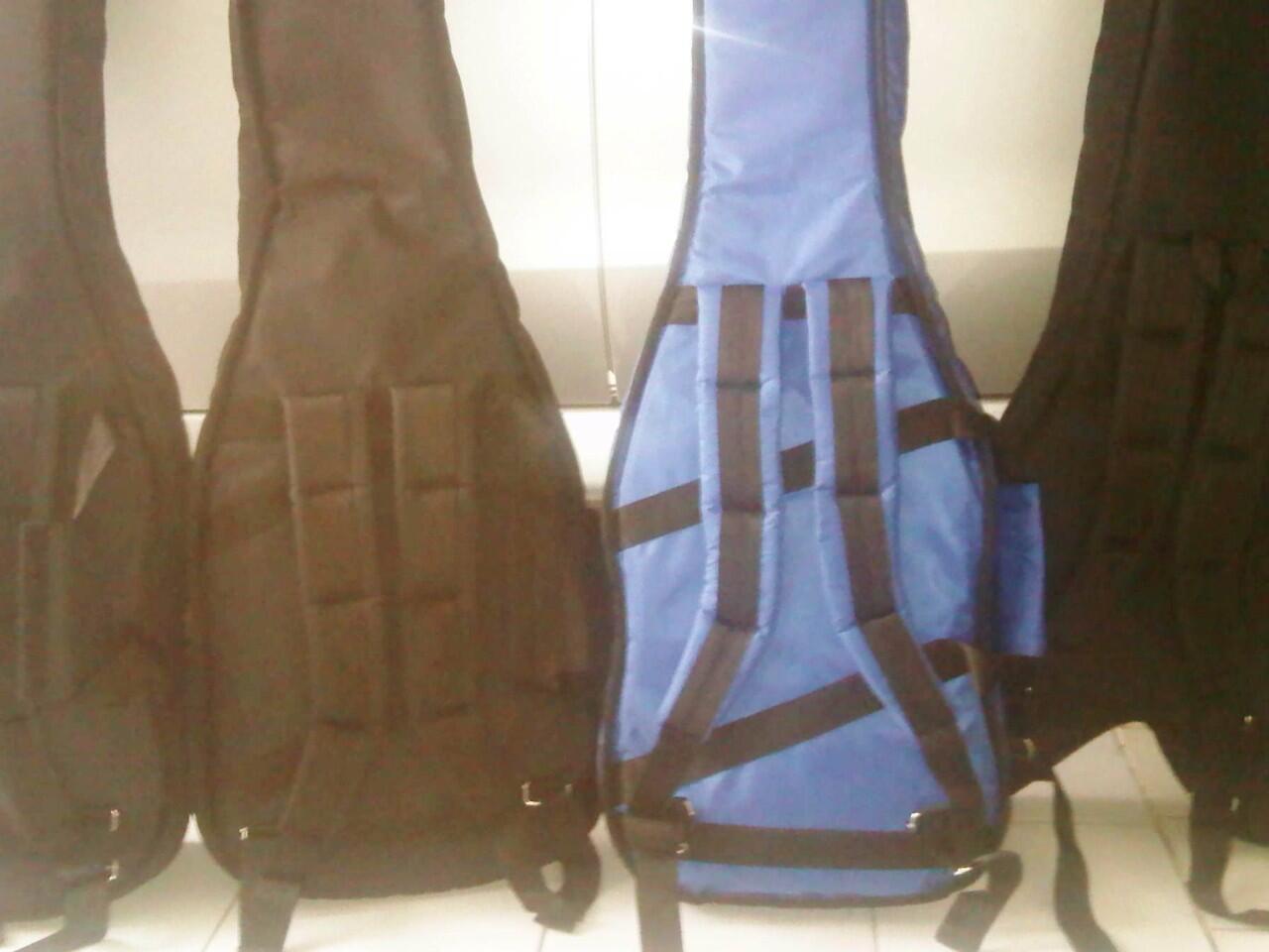 READY STOK.. GIGBAG GITAR ELEKTRIK, FLYING- V, BASS.. KOKOH DAN TEBAL..MURAH SAJA