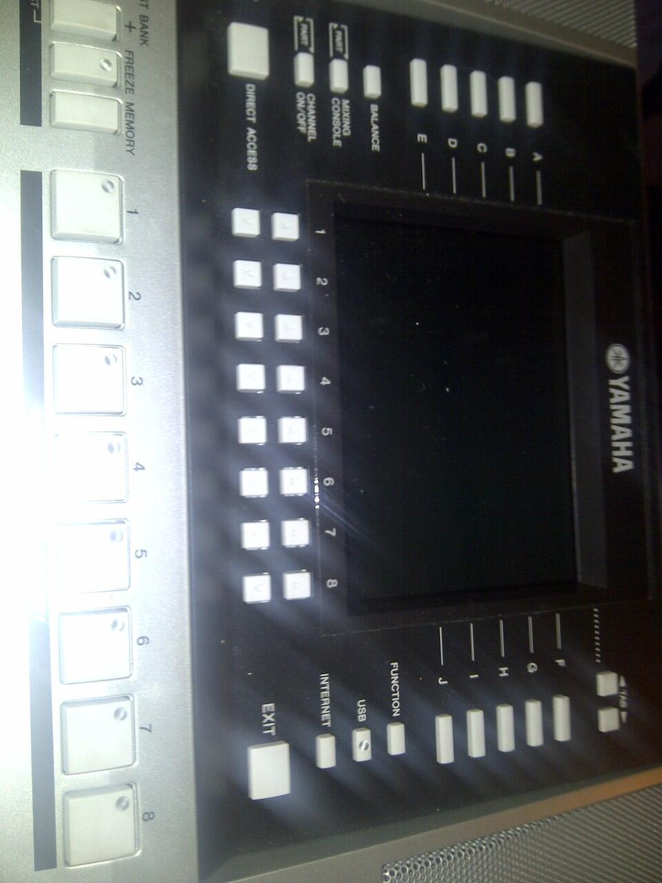 JUAL SATU SET/SATUAN ALAT MUSIK GUITAR ,BASS,DRUM ,KEYBOARD,SOUND SYSTEM