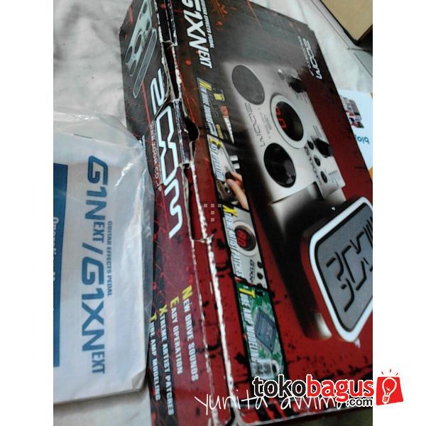 Efek Gitar Pedal Zoom GIXNext