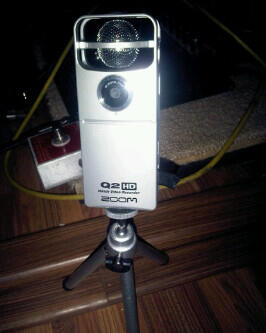 JUAL ZOOM Q2 HD