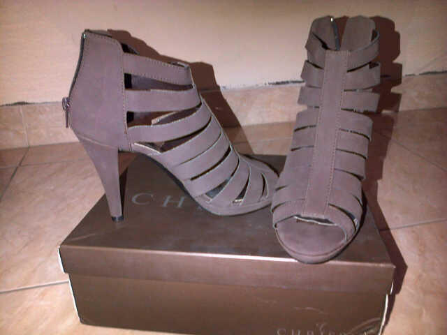 Sepatu Chrissie (High Heels)