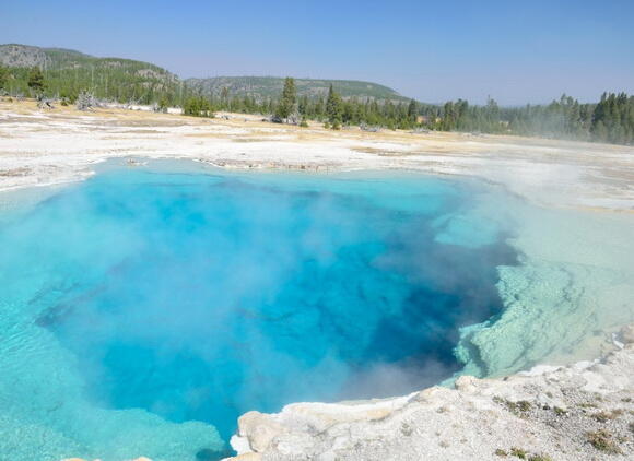 Nature info_12 Kolam renang air panas alami