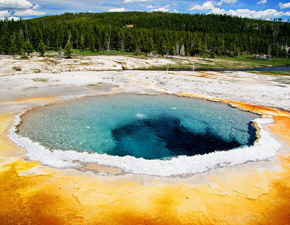 Nature info_12 Kolam renang air panas alami