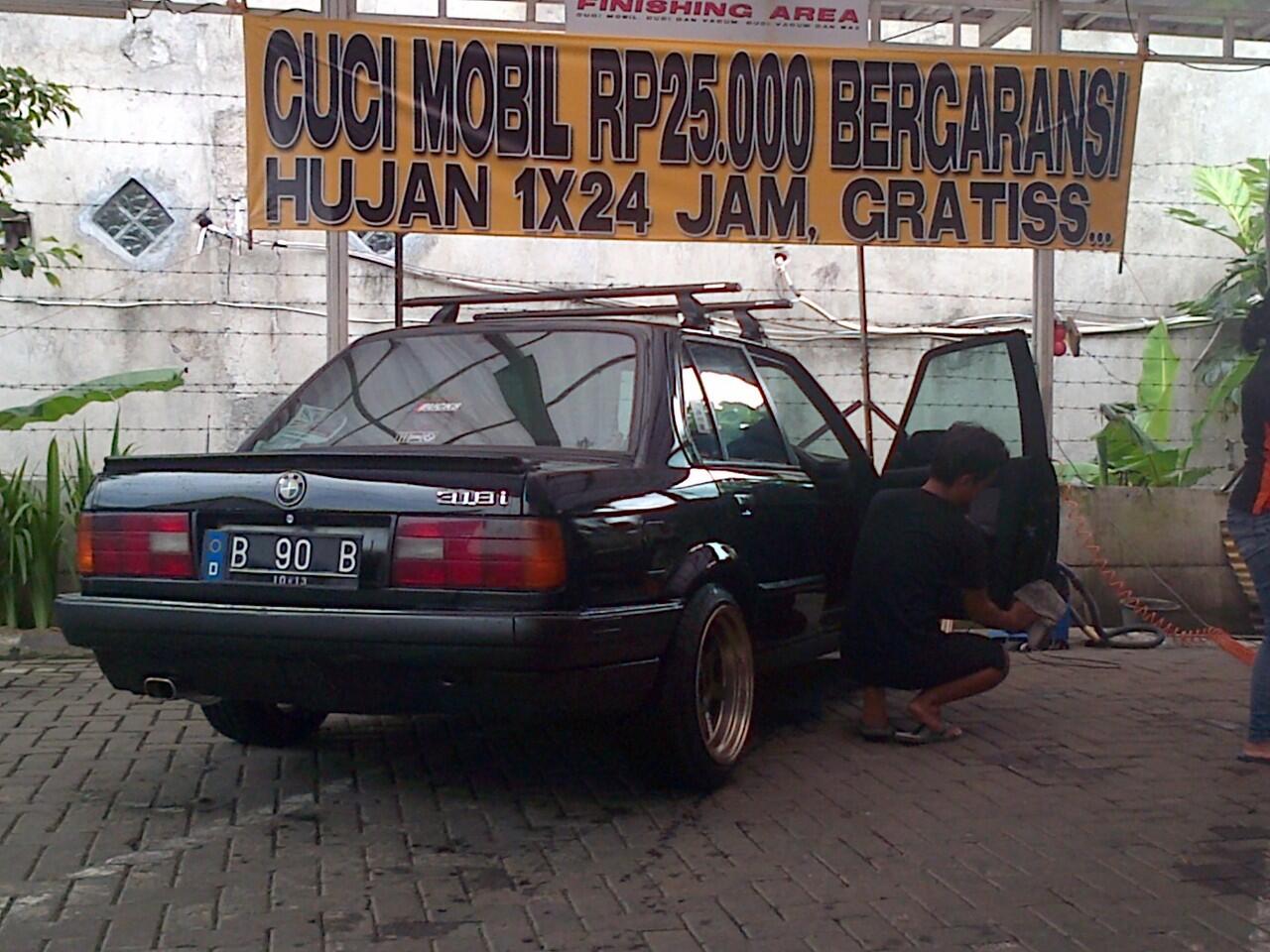BMW e30 m40 hitam 91