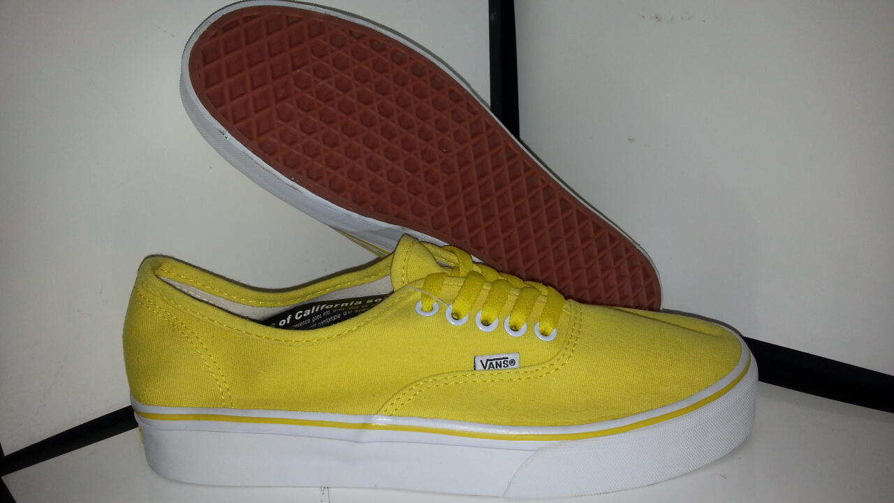 Vans Authentic,Nike,Adidas,Soccer Jersey..KW REPLIKA alias KW SUPER MANTAB gan