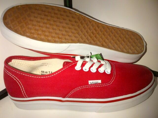 Vans Authentic,Nike,Adidas,Soccer Jersey..KW REPLIKA alias KW SUPER MANTAB gan