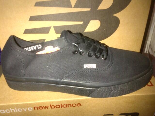 Vans Authentic,Nike,Adidas,Soccer Jersey..KW REPLIKA alias KW SUPER MANTAB gan