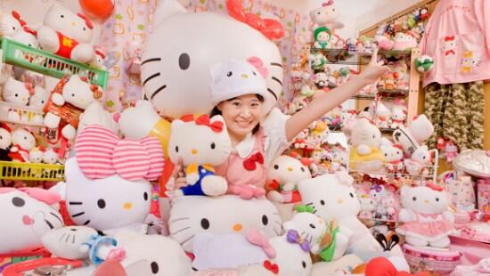 Asako Kanda, Pemilik Koleksi Hello Kitty Terbanyak di Dunia