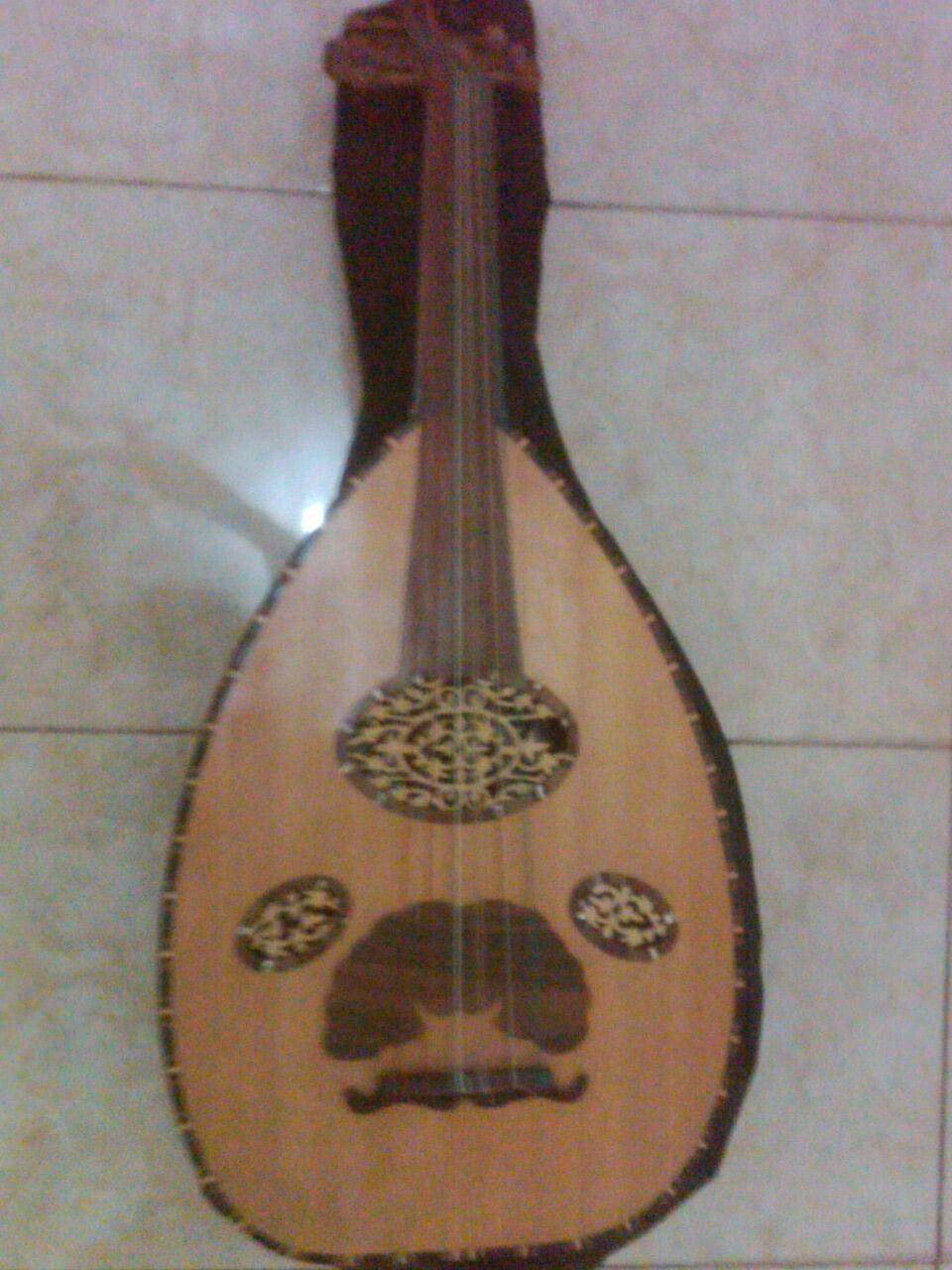 Terjual jual gitar gambus (oud) asli mesir  KASKUS