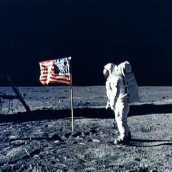 Bukti Baru Manusia Belum Pernah ke Bulan