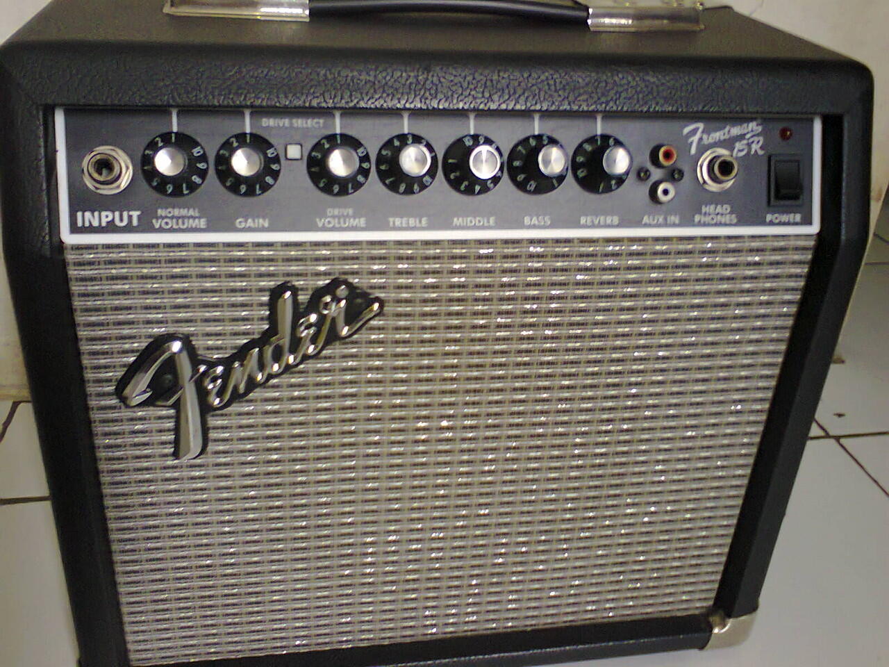 Terjual AMPLI FENDER FRONTMAN 15R  KASKUS