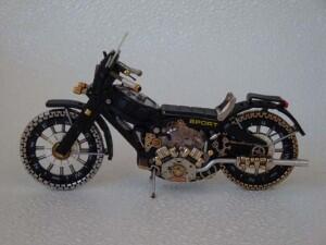 Miniatur Motor Dari Jam Tangan Bekas &#91;Dmitriy Khristenko&#93;
