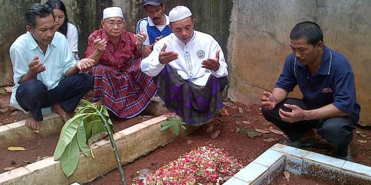 Miris : Cucu SBY dapat Fasilitas Nomer 1, Bayi Dera meninggal terlantar
