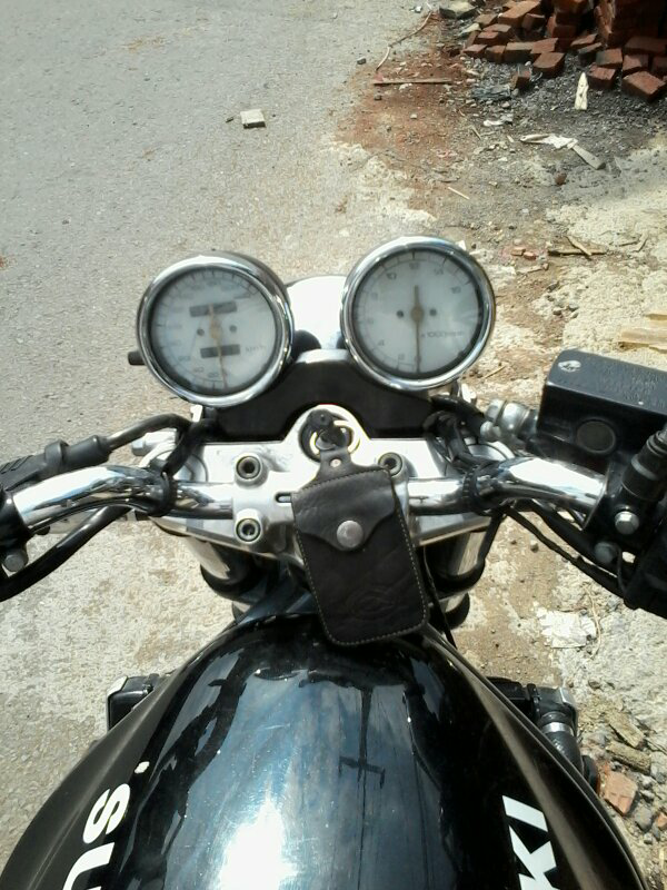 Dijual Cepat Honda allnew CBR 150r CBU Thailand & Suzuki GSF BANDIT 400
