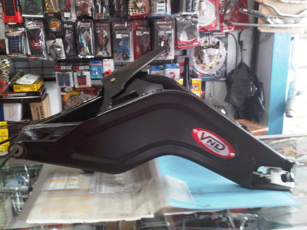 SWING ARM MOTOR SUPERTRACK, RD RACING, DELKEVIC, VND, BANANA, DLL (JAKARTA)