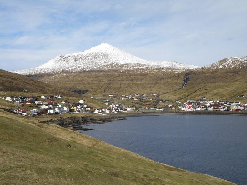 Kepulauan Faroe , Memiliki Danau Terindah di Dunia!