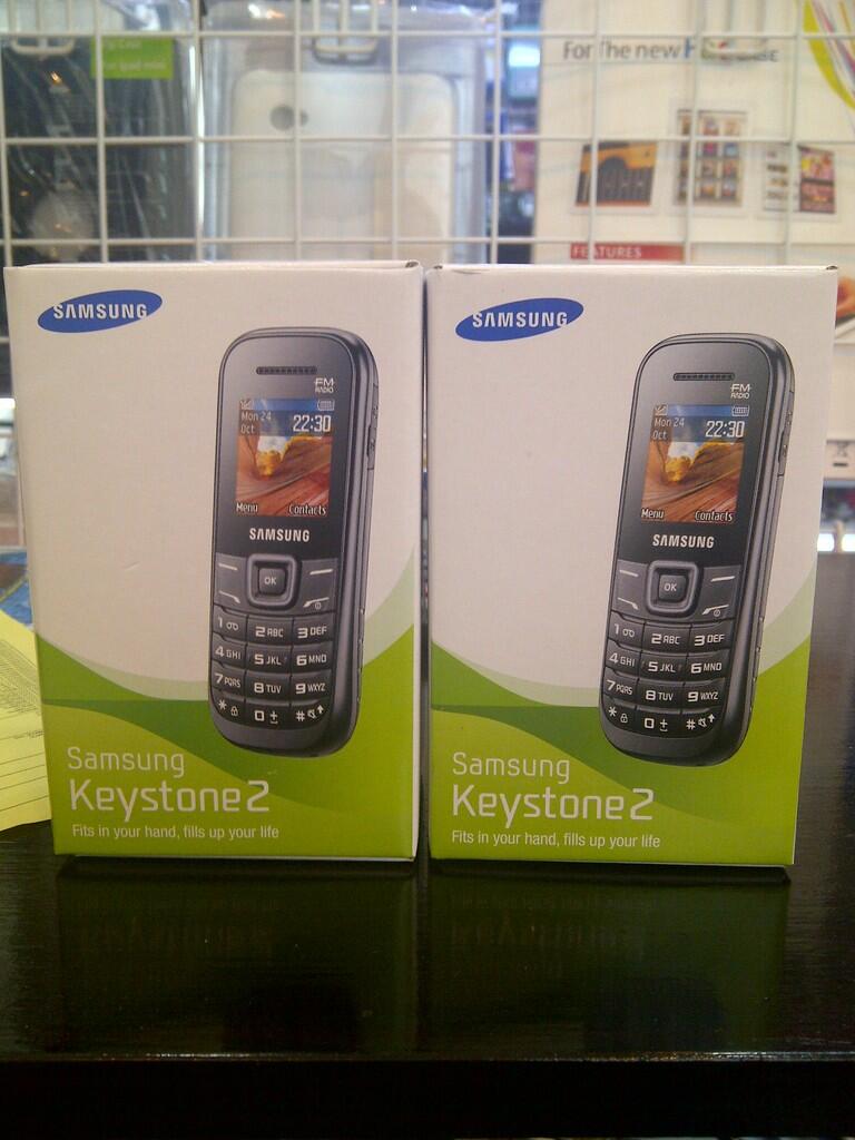 Blackberry brand new garansi 2 thn Berrindo-WII-Bless-TAM-SS-CTN...by : online ponsel