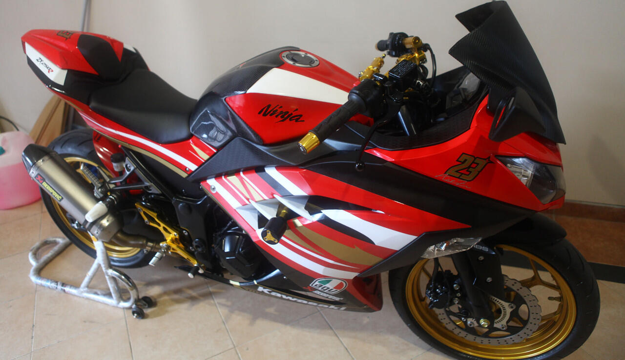 Terjual Jual Kawasaki NINJA 250 Fi ABS Full Modif STNK 02 13 KASKUS