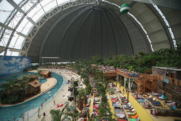 Foto Tropical Islands, berharap kesini banget!