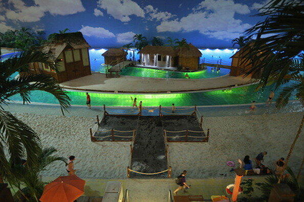 Foto Tropical Islands, berharap kesini banget!