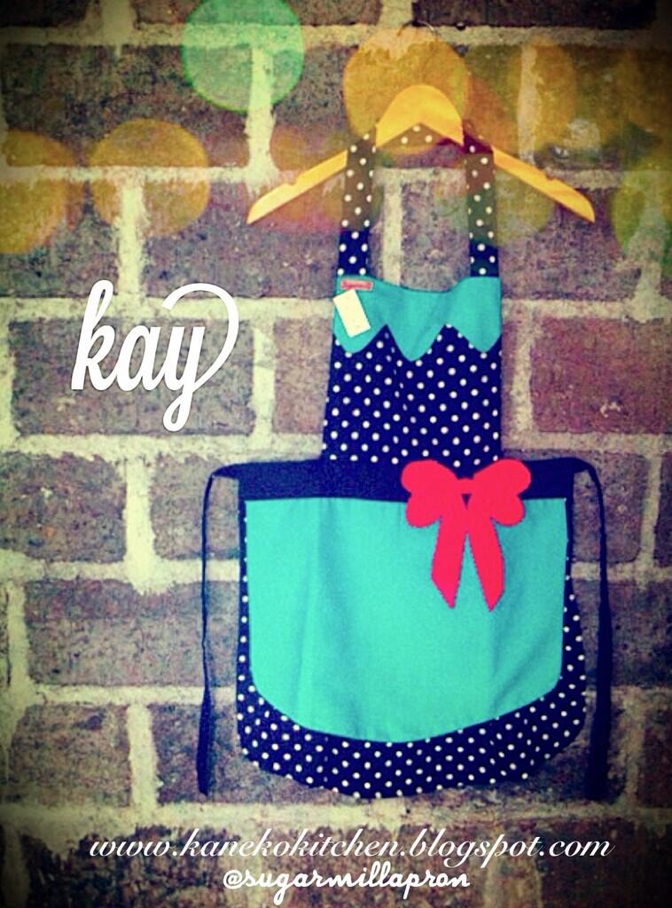 Celemek Cantik & unik / Cooking Apron (Cocok untuk hadiah buat yang hobby masak lho)