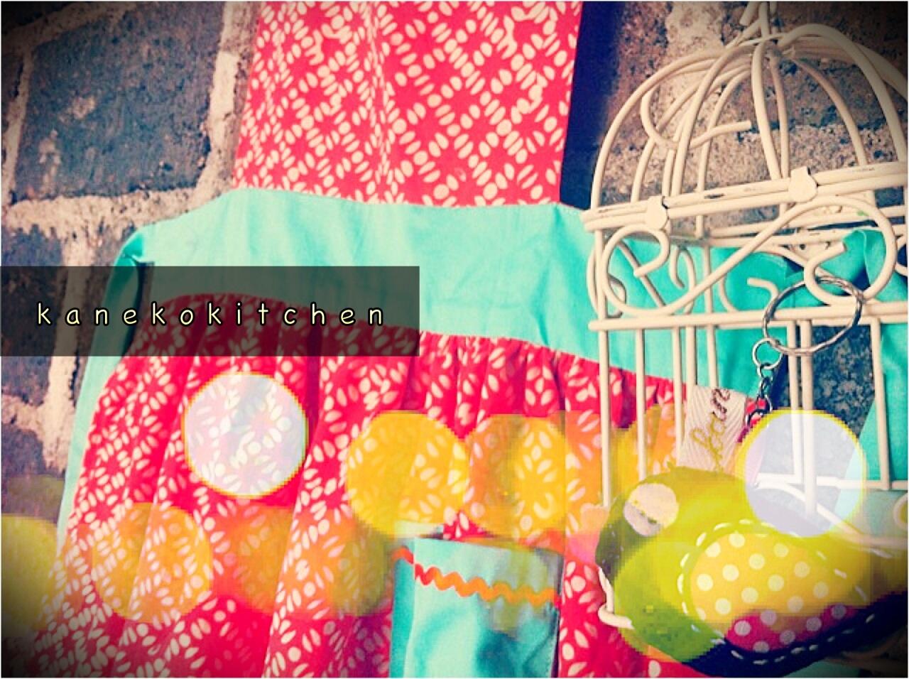 Celemek Cantik & unik / Cooking Apron (Cocok untuk hadiah buat yang hobby masak lho)