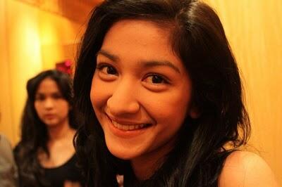 (PART 6) Artis-Artis dan Model CANTIK abjad (F)!!!! Mampir gan...