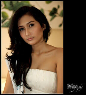 (PART 6) Artis-Artis dan Model CANTIK abjad (F)!!!! Mampir gan...