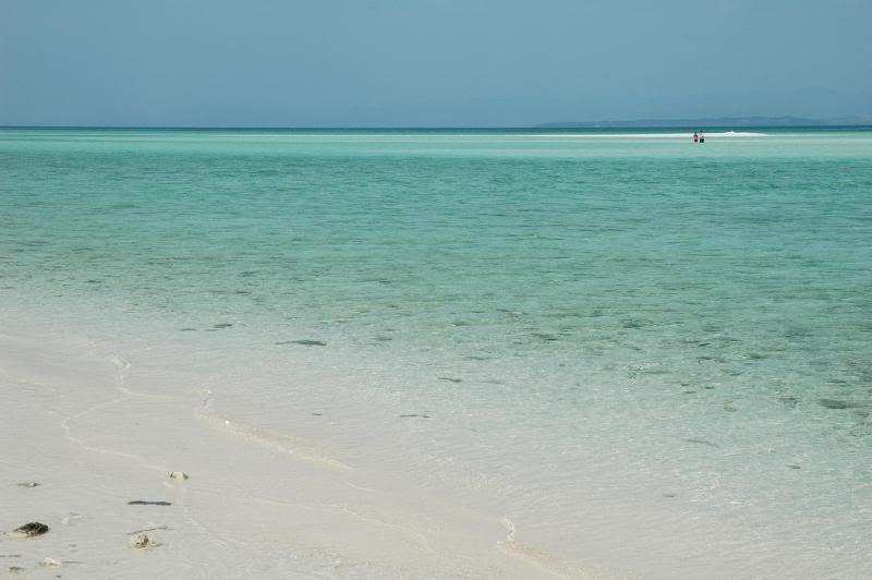 10 pantai terindah di dunia ini gan !!