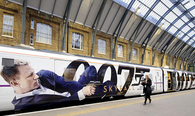 MENGINTIP KERETA 007 SKYFALL &#91;PICT&#93;