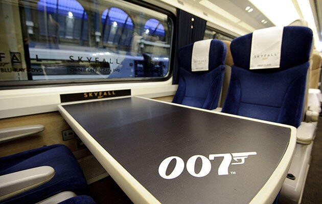 MENGINTIP KERETA 007 SKYFALL &#91;PICT&#93;