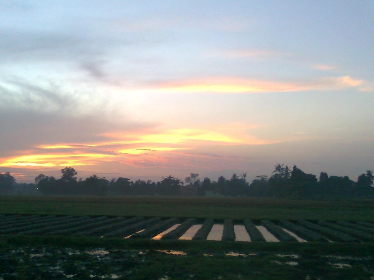  foto pemandangan hasil jepretan kamera hp 2 mp KASKUS