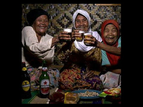 kelakuan nenek2 jaman sekarang