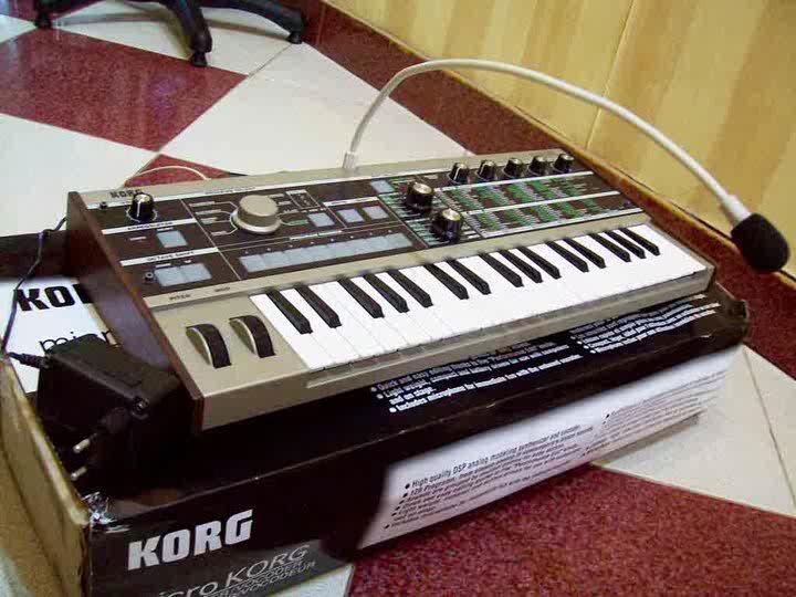 Jual Micro Korg mulus, kumplit & Hardcase