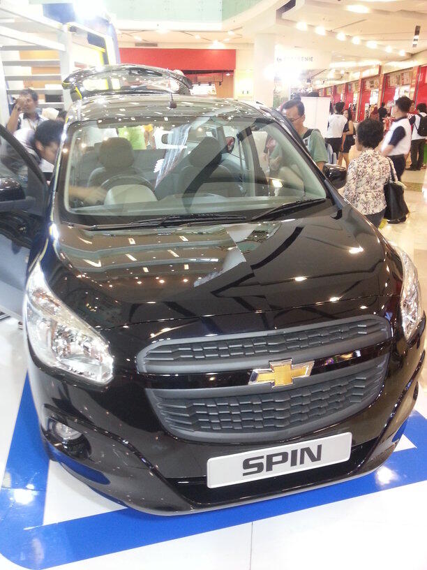 ■■ CHEVROLET SPIN ■■ - 7 Seater Mini MPV
