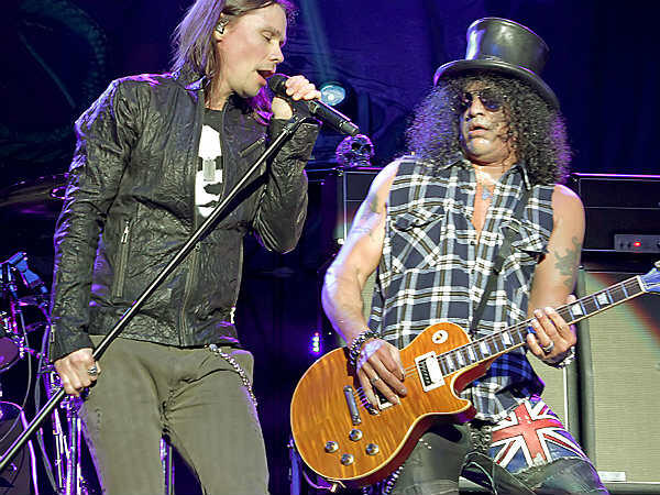 kumpulan Foto foto Om Slash (Guns and roses) Vintage and Now