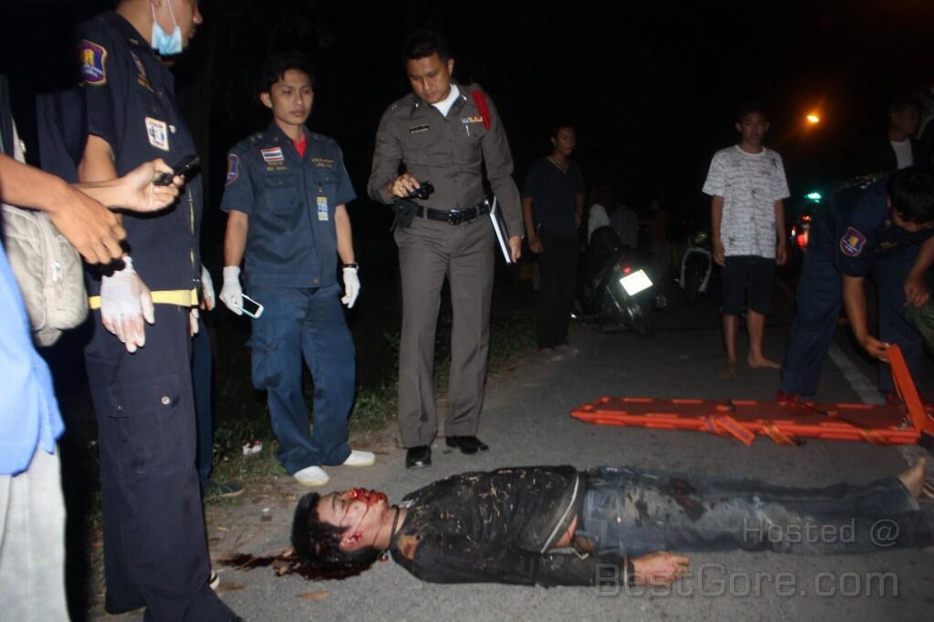 Two Drunk Thais Crash a Motorcycle in Pattaya